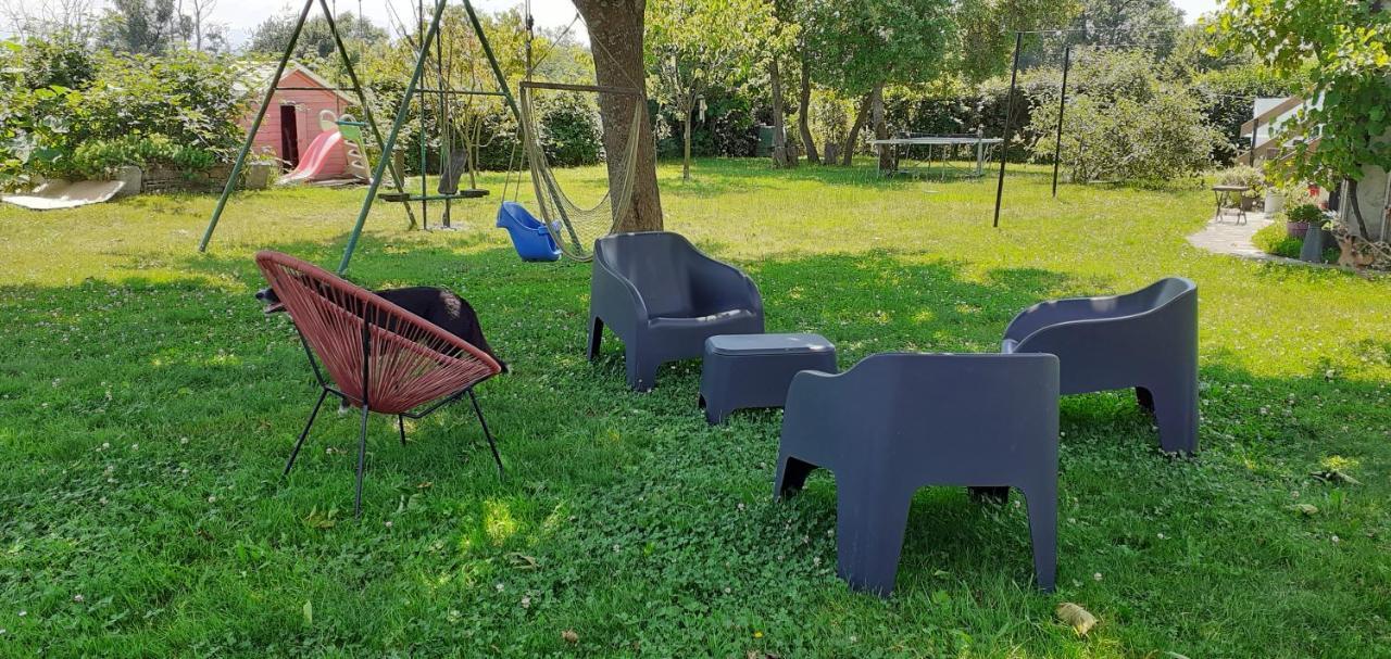 Gite Les Petits Chemins Ledeuix Ngoại thất bức ảnh
